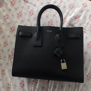 SAINT LAURENT SAC DU JOUR